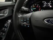 Ford Puma 1.0 EcoBoost 125PK Hybrid Titanium | Voorstoel massage | Trekhaak | Winterpack | Grootlicht assistent |