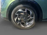 Kia Sportage 1.6 T-GDi MHEV GT-Line | 1510 kg trekgewicht | Glazen schuif-/kanteldak | Elektrisch verstelbare stoelen | Dodehoekassistentie | Stoel- en stuurverwarming | Achteruitrijcamera | Parkeersensoren voor- en achter | Apple/Android Carplay