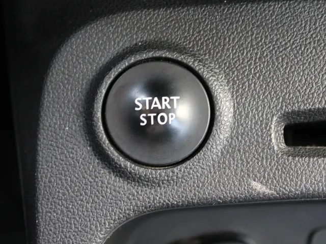 Renault Captur 0.9 TCe Intens | navigatie | trekhaak | climate control