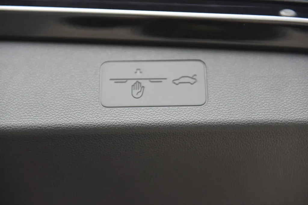 Volkswagen Golf 2.0 TSI R 4MOTION