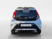 Toyota Aygo 1.0 VVT-i x-play | Airco | Bluetooth | Camera | 5 deurs | Zwart dak |