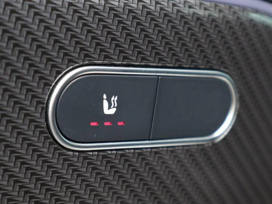 Mercedes-Benz B-Klasse 250 e AMG Line l Keyless l Achteruitrij camera l Stoelverwarming