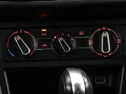 Volkswagen Polo 1.0 TSI 95pk DSG Comfortline · Camera · Apple/Android Car Play · P-Sensoren · Navigatie · DAB · 15'' Inch ·