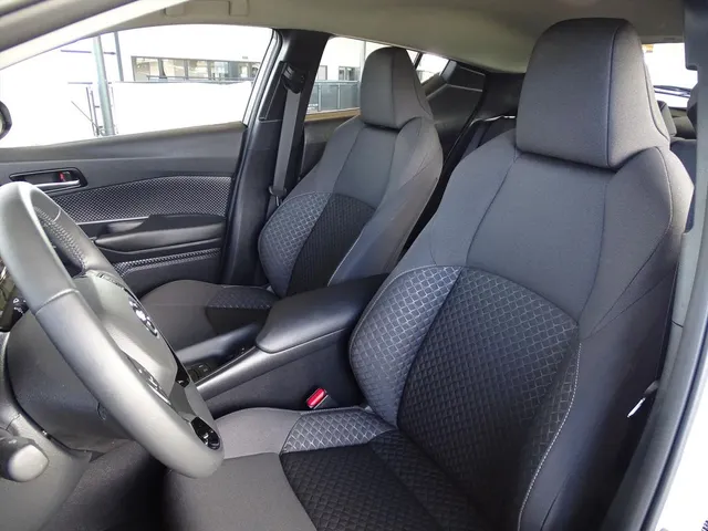 Toyota C-HR 1.8 Hybrid 122pk CVT Active | Apple CarPlay | Android Auto | Ada