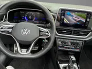 Volkswagen T-Roc Cabrio 1.5 TSI 150pk DSG R-Line · Apple/Android Car Play · P-Sensoren · Stoel-& Stuurverwarming · Rij mode Selectie · 18'' Inch ·