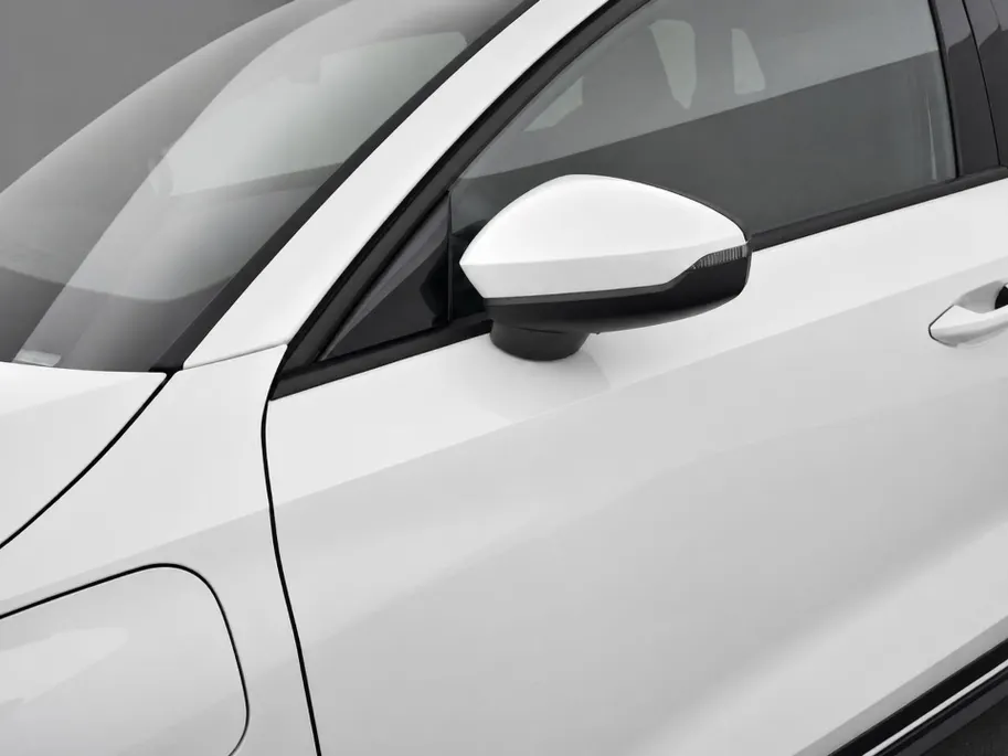 Audi A3 Allstreet Advanced edition 40 TFSI e 204 PK · Lederen bekleding · Comfortsleutel · 18' LM Velgen · Assist. Driving + Parking plus