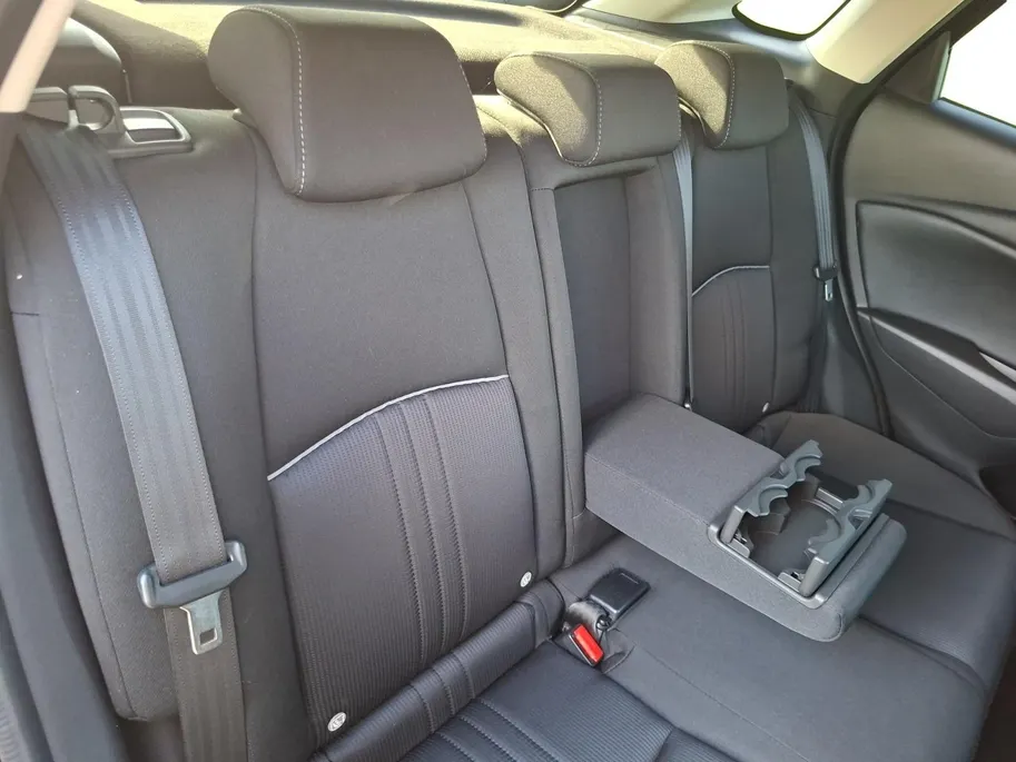 Mazda CX-3 2.0 SkyActiv-G 120 Sport Selected | Afn. Trekhaak | Climate control | Parkeersensoren | DAB+ | Stoelverwarming | Cruisecontrol | Navigatie |