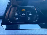 Volkswagen Golf 1.4 eHybrid GTE | Automaat | Kuipstoelen | Camera | Dodehoek Detectie | Cruise Control Adaptief | Climate Control | Keyless | DAB