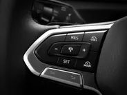 Volkswagen Tiguan Limited Edition 1.5 eHybrid 204 PK 6 versn. DSG · Design Pakket Dark · Trekhaak inklapbaar, met elektrische ontgrendeling, incl. aanhangermanoeuvreerhulp Trailer Assist · Voorraad OUTLET · Prijs is inclusief inruilpremie ·