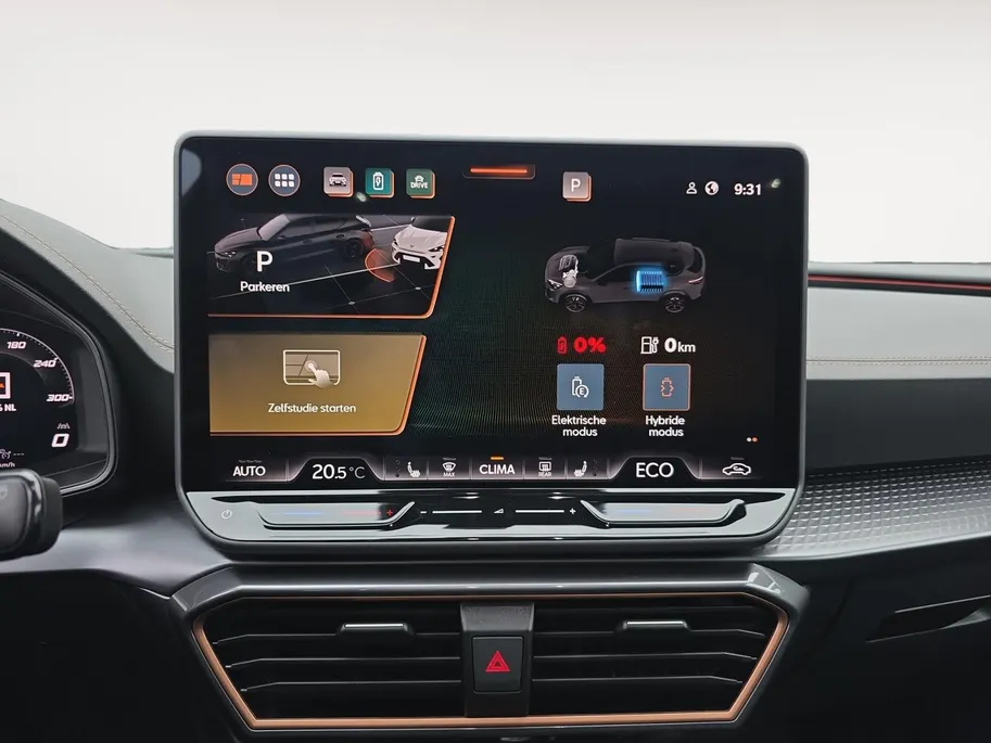 CUPRA Formentor 1.5 TSI e-Hybrid Business 204Pk | Panoramadak | Elektr. Trekhaak | Stoelverwarming | Elektr. Achterklep | Matrix Led koplampen | Virtual Cockpit | Fabrieksgarantie |