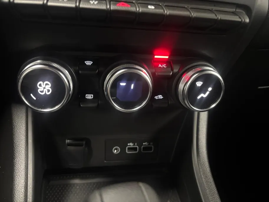 Renault Captur 1.6 E-Tech full hybrid 145 techno AUTOMAAT NAVI AIRCO CAMERA CRUISE CONTROLE HOGE INSTAP LM VELGEN APPLE CARPLAY ANDROID AUTO  ZEER MOOIE AUTO DEALER ONDERHOUDEN