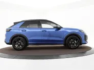 Volkswagen T-Roc R-Line First Edition 1.5 eTSI 150 PK 6 versn. DSG · Assistance Pakket · Multimedia Pakket · Park & Comfort Pakket · Voorraad OUTLET · Prijs is inclusief inruilpremie ·