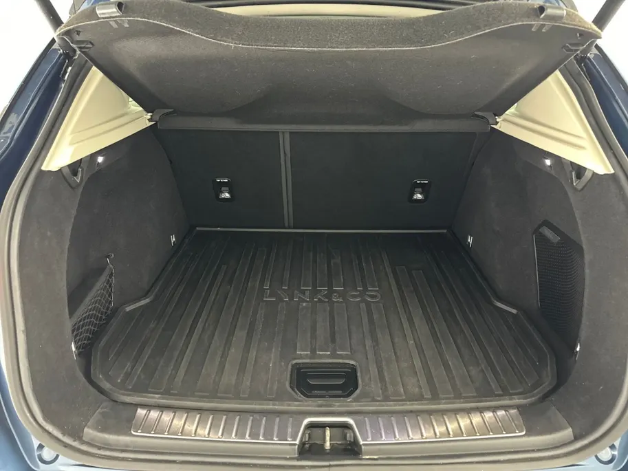 Lynk & Co 01 1.5 PHEV | 262 PK | Panoramadak | Navigatie