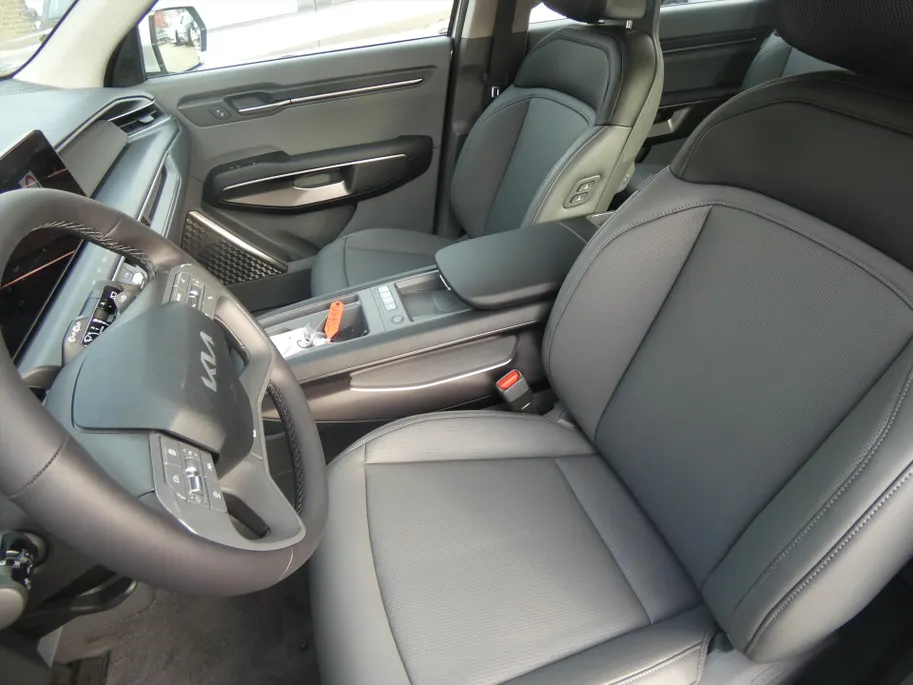 Kia EV9 76,1kWh 217pk RWD First Edition | VERSCHILLENDE AL ONDERWEG | IN BESTELLING