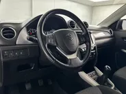 Suzuki Vitara 1.6 Exclusive | Navigatie | Cruise Control | Trekhaak