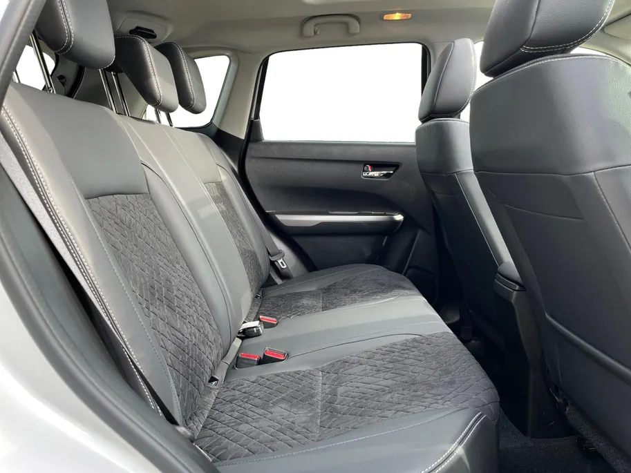 Suzuki Vitara 1.4 Boosterjet Smart Hybrid Comfort |Stoelverwarming| Schuif/Kantel Dak|Apple Carplay/Android Auto| Licht & Regensensor|