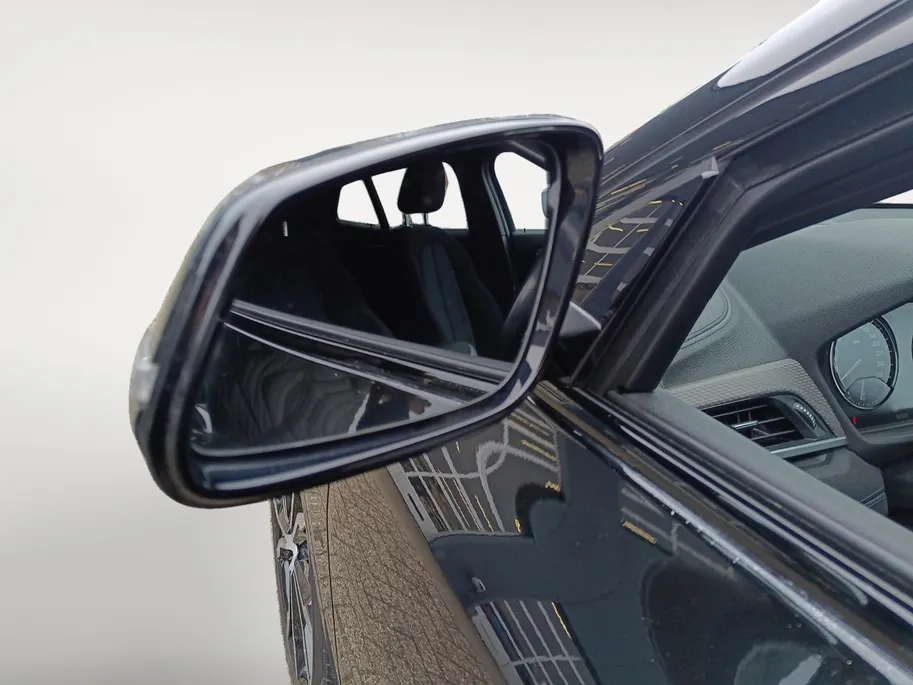 BMW X2 sDrive18i High Executive | Parkeercamera | Elektrische achterklep | M-pakket |