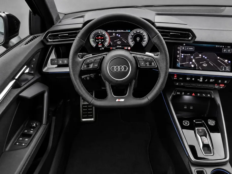 Audi A3 Sportback 40 TFSI e S edition 204 PK · Sonos premium met 3D geluid · Comfortsleutel zonder safelock · Assistentiepakket rijden en parkeren plus · MEGA Sale