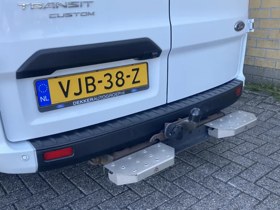 Ford Transit Custom 300 2.0 TDCI L1H2 Trend 130pk Automaat Store Van laadruimteinrichting - Speciale dak Imperiaal - 2x Schuifdeur - Trekhaak -Comfort Laadschot