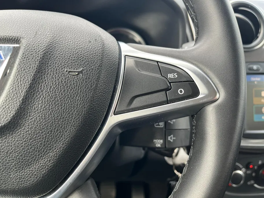 Dacia Sandero 0.9 TCe Tech Road | Achteruitrijcamera | Airco | Navigatie | Cruise | Telefoon |