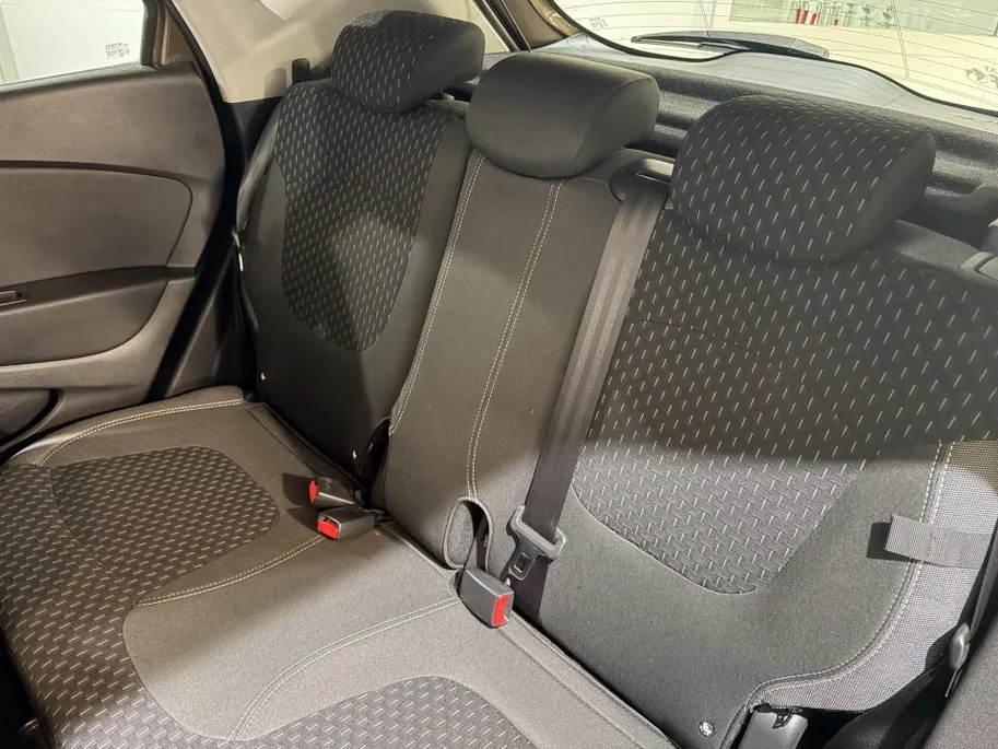Renault Captur 120PK TCe Intens | 1ste Eigenaar | Navigatie | Climate Control | Camera | Lichtmetalen Velgen | Parkeersensoren | Cruise Control | Park Assist | Bluetooth Audio/Telefoon | Licht & Regen Sensor |