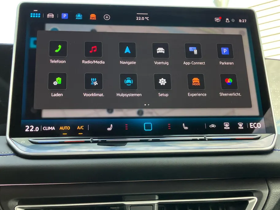 Volkswagen Tiguan 1.5 eHybrid 204PK R-Line Blackstyle · Panoramadak · Trekhaak · Apple/Android Car Play · 360° Camera · Garantie t/m 14-10-2030 of 100000km.