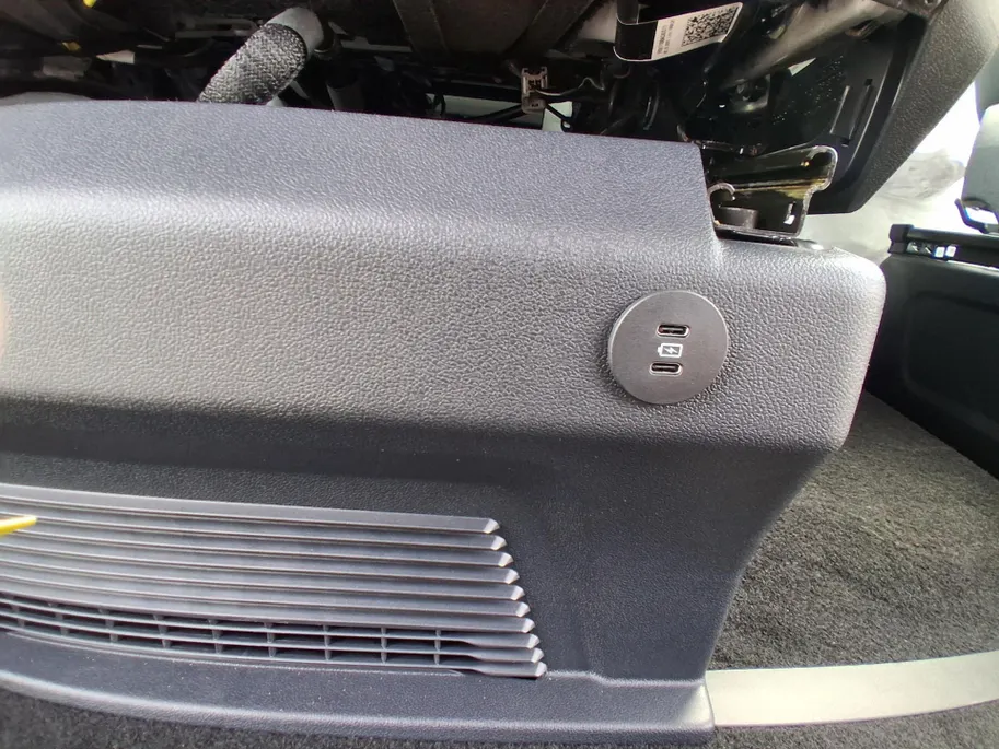 Ford Transit Custom 2.5 PHEV 233 pk L2H1 320 Limited Dubbele cabine