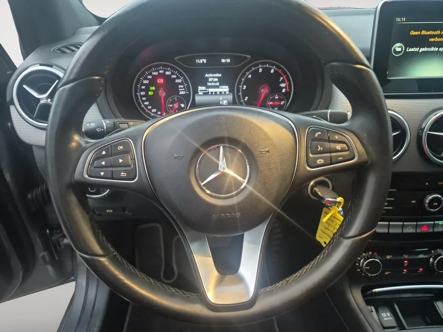 Mercedes-Benz B-Klasse 180 Ambition | Trekhaak | PDC | LMV | 1ste Eigenaar | Panoramadak | 1 jaar Garantie