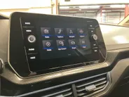 Volkswagen T-Cross 1.0TSI/95PK Goal · Navigatie · Apple/Android Car Play · Stoelverwarming · Garantie t/m 23-05-2027