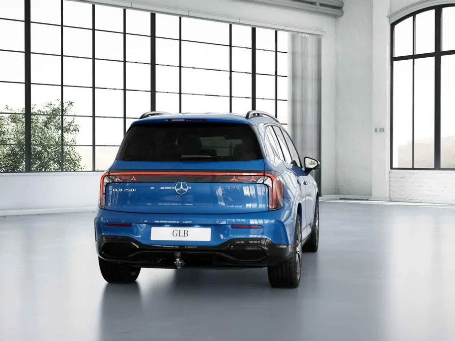 Mercedes-Benz GLB 250+ Business Solution AMG 85.5 kWh Voorraaddeals