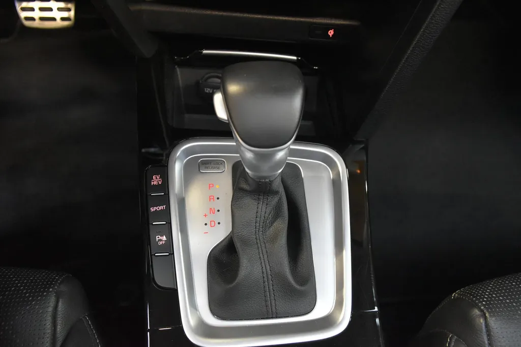 Kia XCeed 1.6 GDi PHEV 141pk DCT6 ExecutiveLine Trekhaak Pano Memory