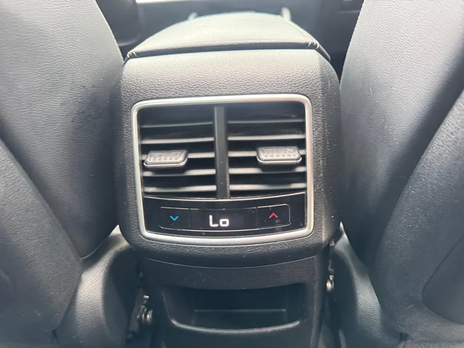 Kia Sportage 1.6 T-GDi Plug-in Hybrid AWD GT-Line |  Navi | Clima | Camera | Schuif-/Kanteldak | Stoel-/Stuurwielverwarming | Stoelventilatie | Elektr. Achterklep