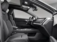 Audi Q4 Q4 S edition performance 82 kWh 286 PK · Trekhaak elek. wegklapbaar · Optiekpakket zwart · Glazen panoramadak