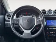 Suzuki Vitara 1.4 Boosterjet Style Smart Hybrid | Trekhaak | Dealer onderhouden | Navigatie | dodehoek detectie | Achteruitrijcamera | Stoelverwarming |10 jaar garantie! |