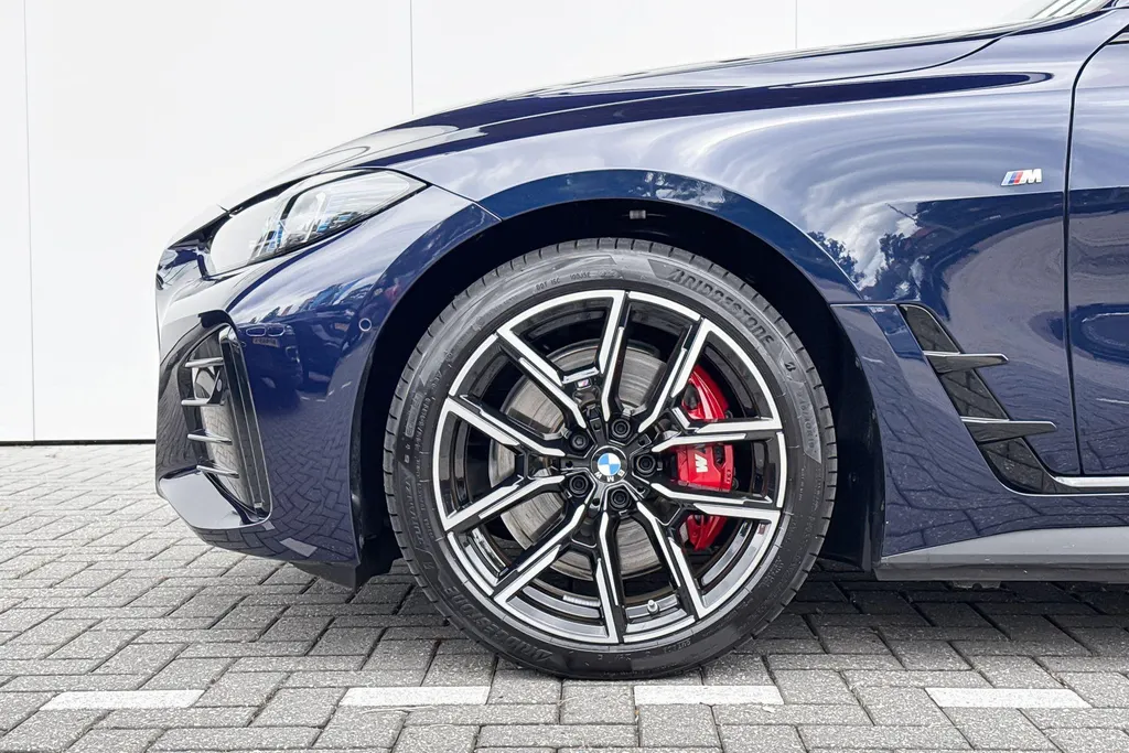 BMW i4 M60