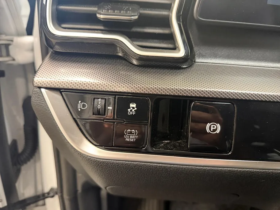Kia Sportage 1.6 HYBRID | DARK EDITION | TREKHAAK | NL-AUTO |