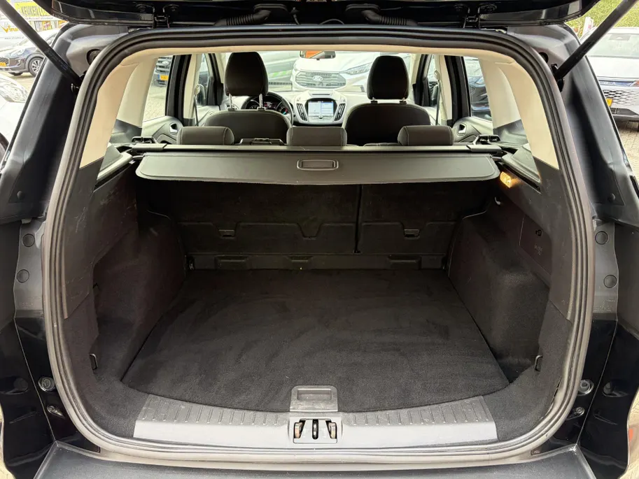 Ford Kuga 1.5 EcoBoost Trend Ultimate TREKHAAK.