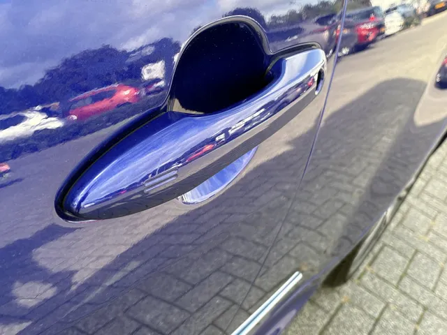 Toyota Yaris 1.5 Hyb. 130 Executive | Panoramadak | JBL | Blindspot