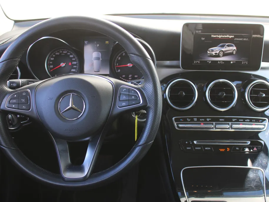 Mercedes-Benz GLC 250 4MATIC Premium Plus | Elek. stoelverstelling + achterklep | Stoelverwarming | Navi | Camera | Leer | Dodehoek detectie | 19' LM |