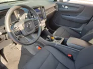 Volvo XC40 2.0 B3 Essential AUTOMAAT | Stuurverwarming | Stoelverwarming | Adaptieve Cruise | Apple Carplay/Android Auto