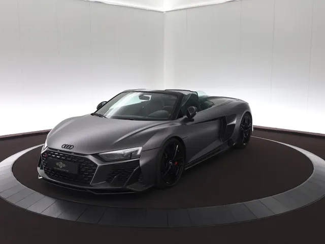 Audi R8
