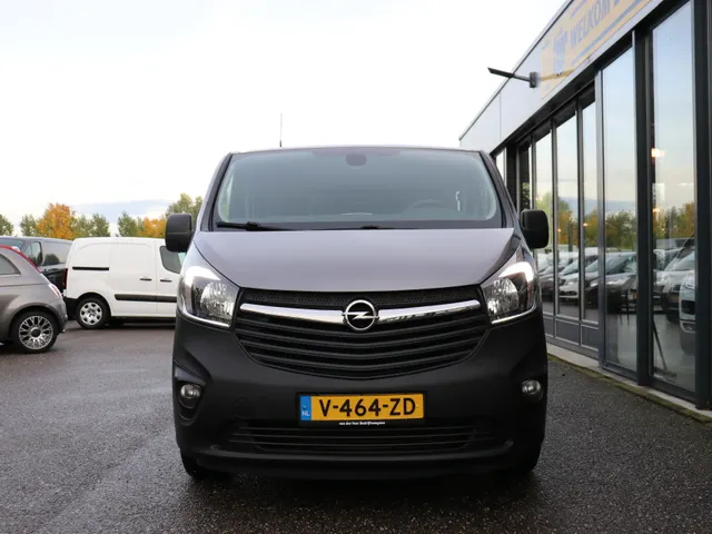 Opel Vivaro 1.6 CDTI L2H1 DC Business+ EcoFlex EX. BTW 1e eigenaar Lease v.a. 395,- p/m