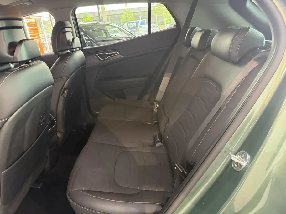 Kia Sportage 1.6 T-GDi Plug-in Hybrid AWD DynamicLine Stoelverwarming