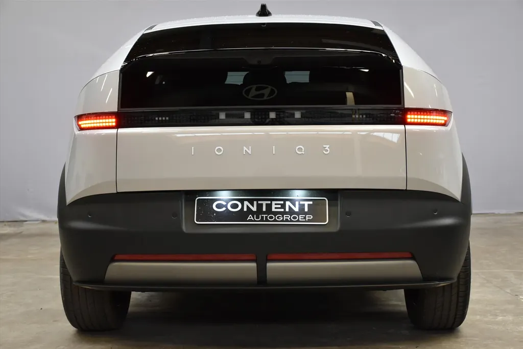 Hyundai IONIQ 3 42 kWh 147pk Vision I 750,= introductie voordeel