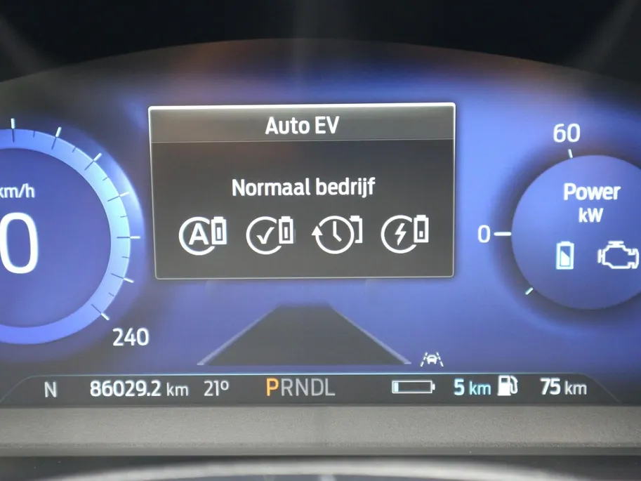 Ford Kuga 2.5 PHEV Vignale | TREKHAAK | PANO | HUD | ADAP CRUISE | WINTER |