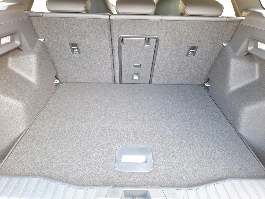 Ford Explorer Select Extended Range RWD 77 kWh | Driver Assistance Pack | Comfortpack 1 | 360Camera | Adaptive Cruisecontrol | Dodehoekdetectie | El. Achterklep | Head-up Display | 19' Lichtmetaal | Nieuw te bestellen |