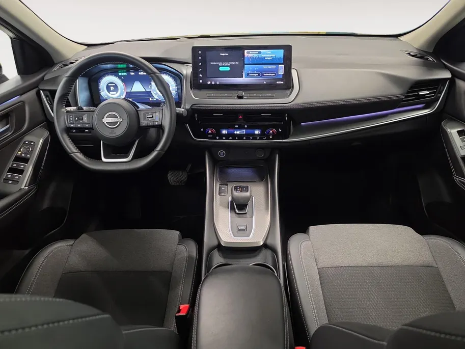 Nissan QASHQAI N-Connecta 158PK AUTOMAAT | Navigatie | Google Built-in | Apple Carplay & Android Auto | Pro Pilot (Adaptive Cruise Control) | Climate Control | 360 camera | Panorama dak | Parkeersensoren voor & achter |