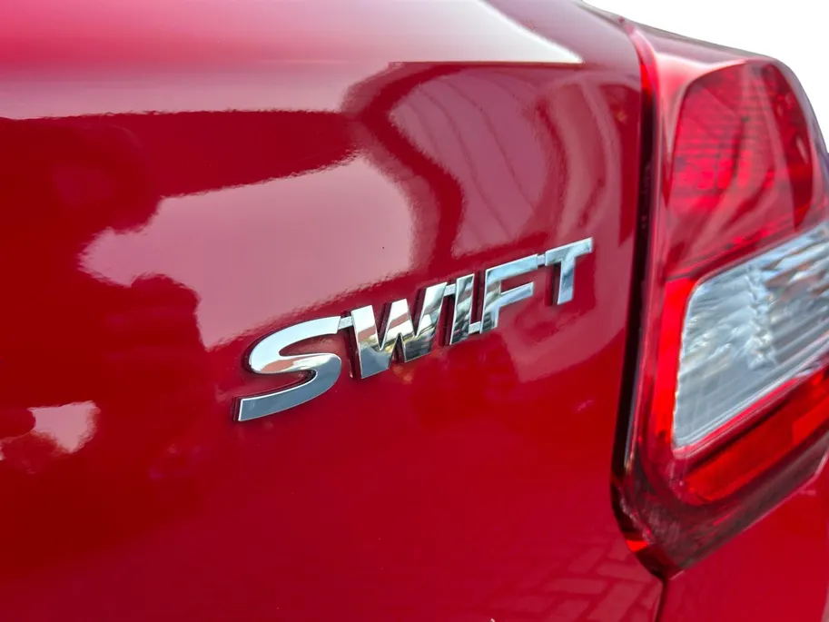 Suzuki Swift 1.2 Select | Airco | Apple/Android Carplay | Stoelverwarming | Stuurwielbediening | Lichtmetalen Velgen |