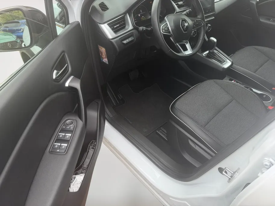 Renault Captur 1.6 E-Tech Hybrid 145 Intens | Automaat | Dealer Onderhouden | Camera | All Season Banden | Climate & Cruise Control | Apple Carplay & Android Auto | 12 Maanden BOVAG Garantie