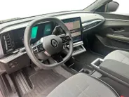 Renault Scénic E-Tech EV60 comfort range techno | 100% Elektrisch | 60 kWh Accu | Comfort Range | Techno Uitvoering | Tot ca. 430 km Actieradius (WLTP) | Google Navigatie | Adaptive Cruise Control | Achteruitrijcamera | Apple CarPlay & Android Auto | Snelladen | Warmtep